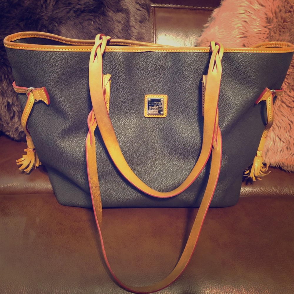 Large Dooney tote